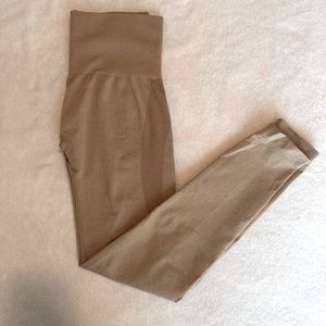 NVGTN contour seamless legging